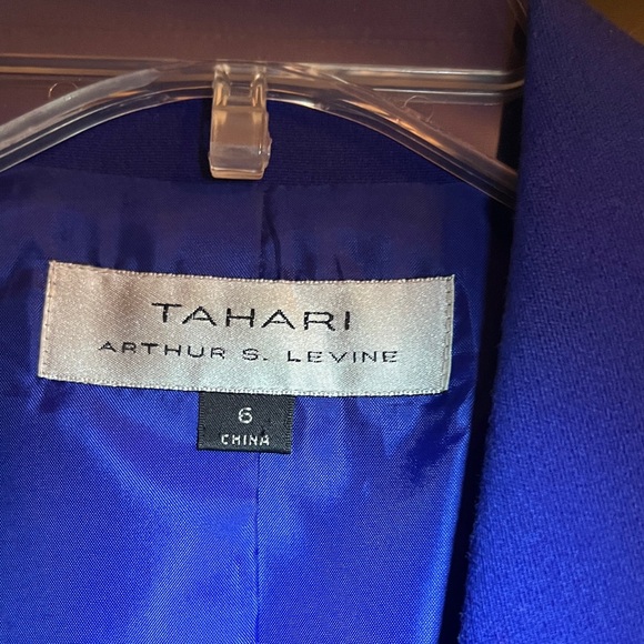 Tahari Jacket - Picture 2 of 4